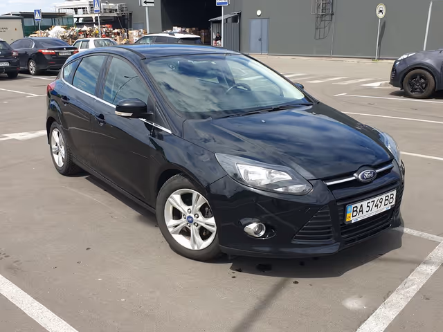 Ford Focus - фото 1