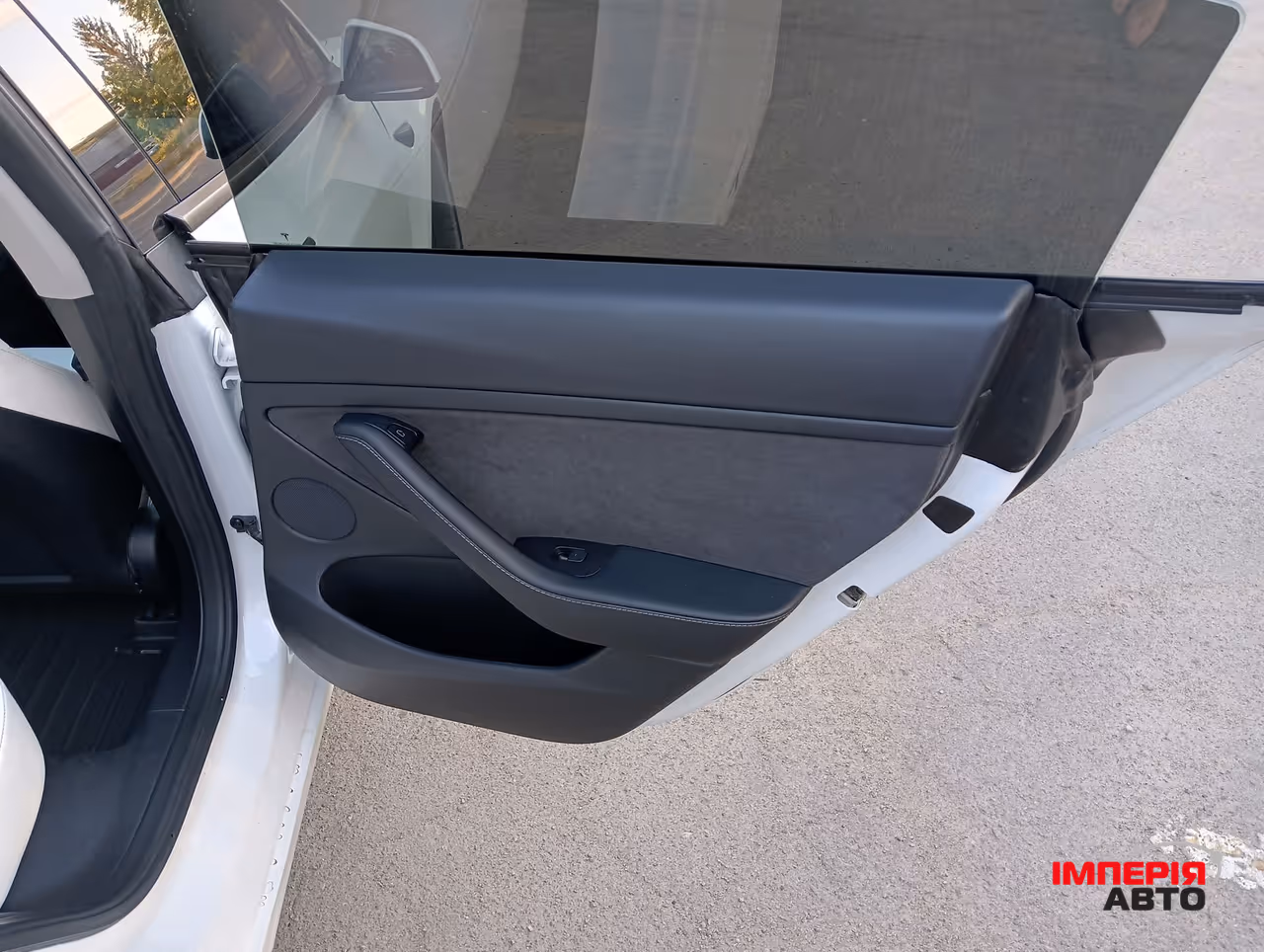 Tesla Model 3 - фото 29