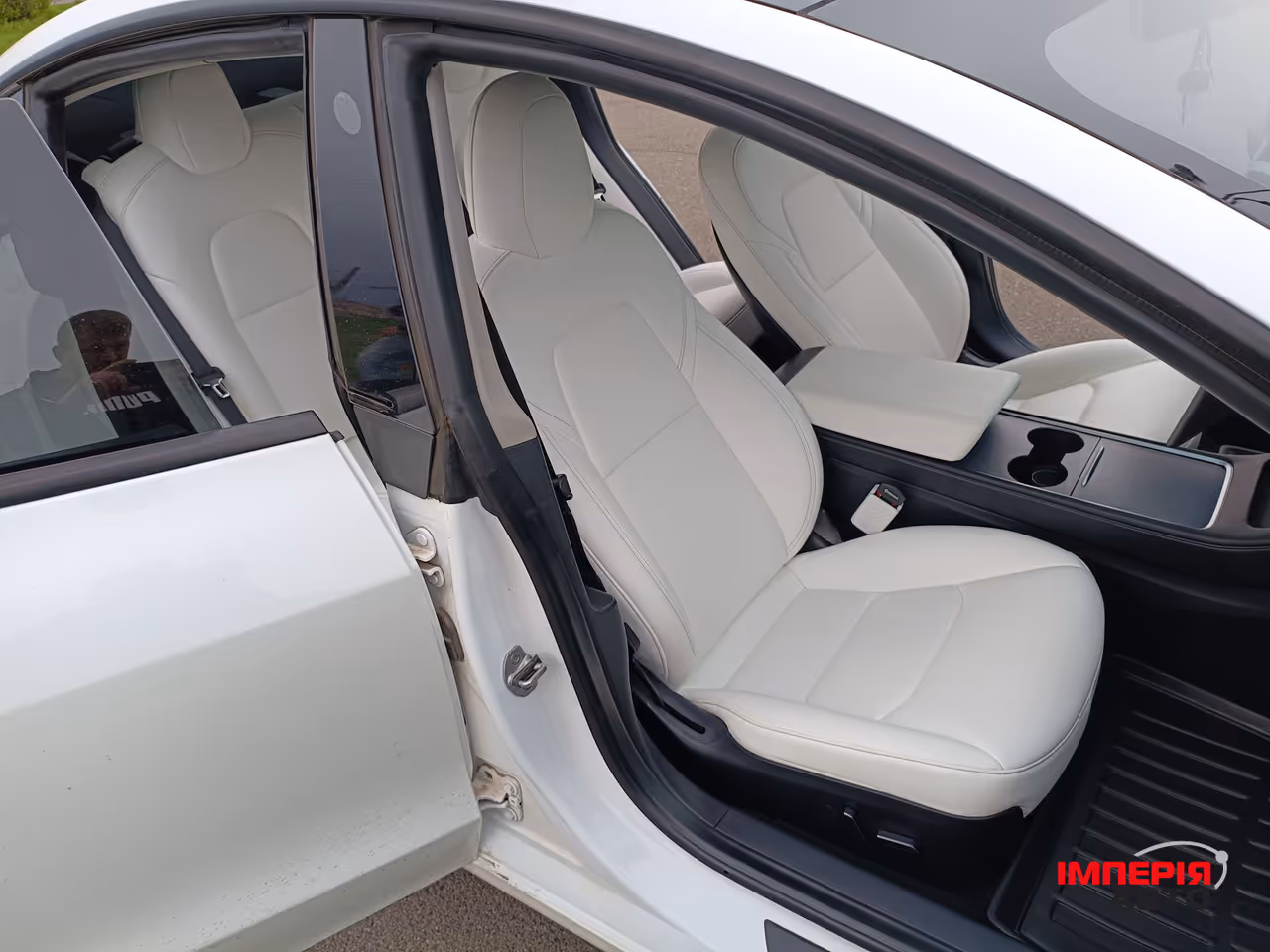 Tesla Model 3 - фото 16