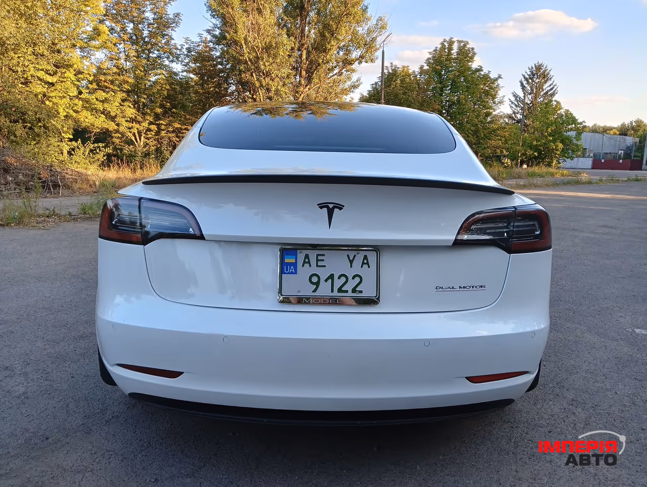 Tesla Model 3 - фото 27
