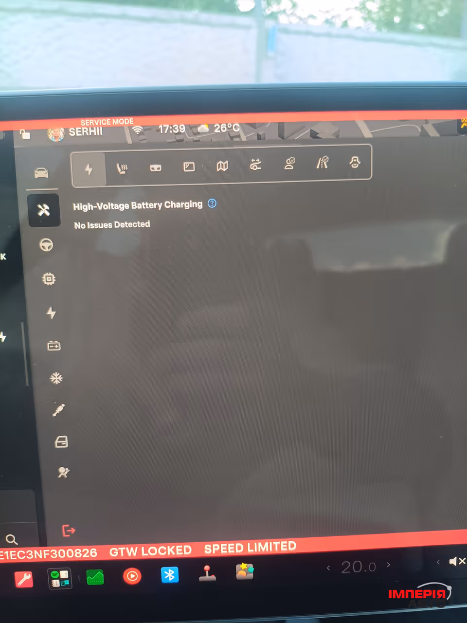 Tesla Model 3 - фото 4