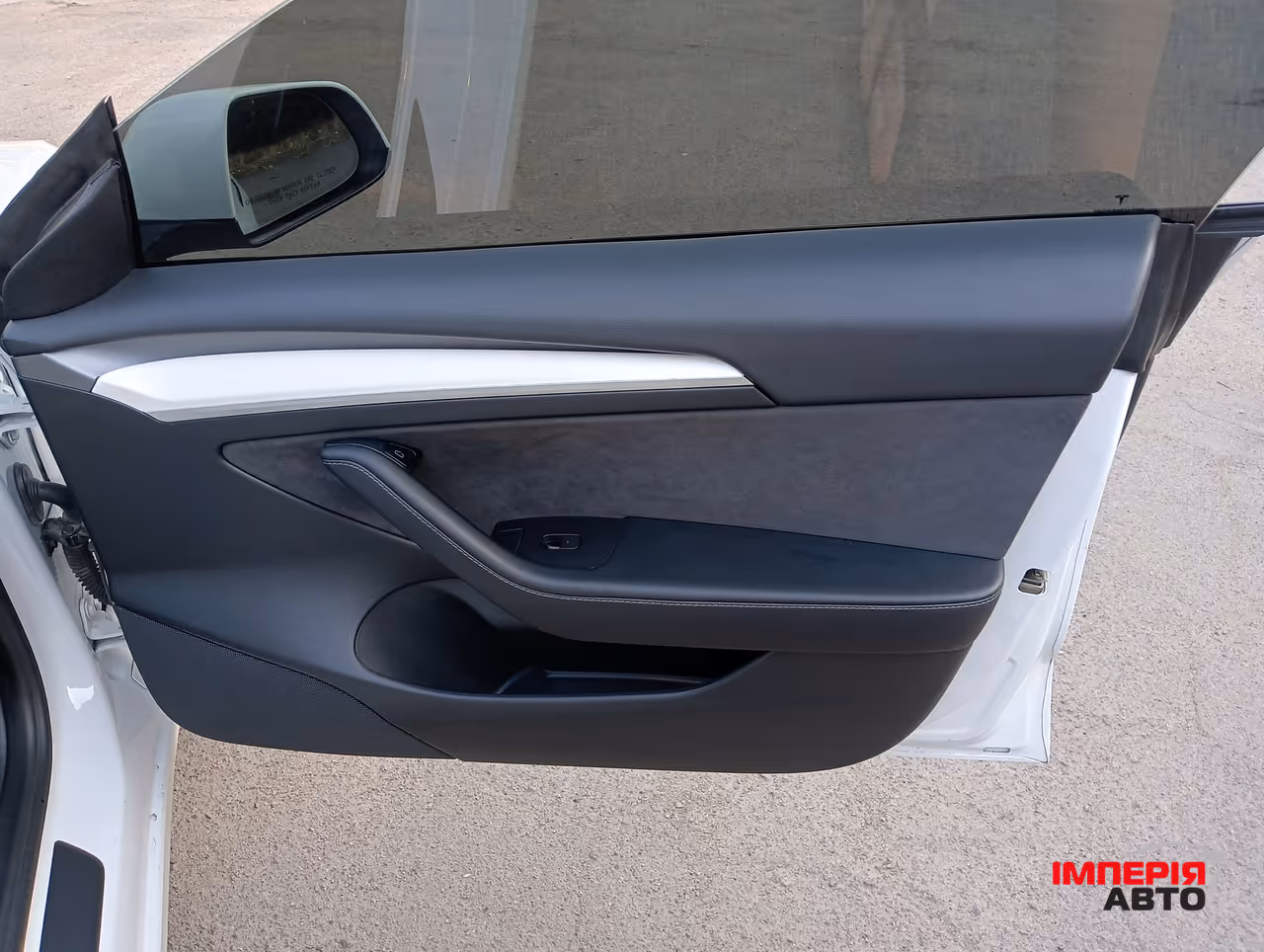 Tesla Model 3 - фото 28