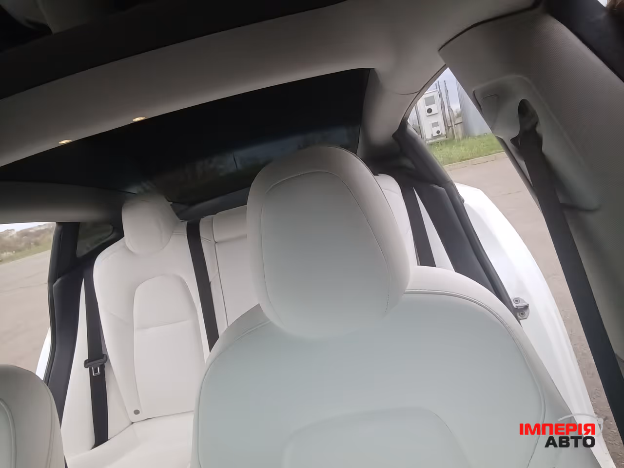 Tesla Model 3 - фото 15