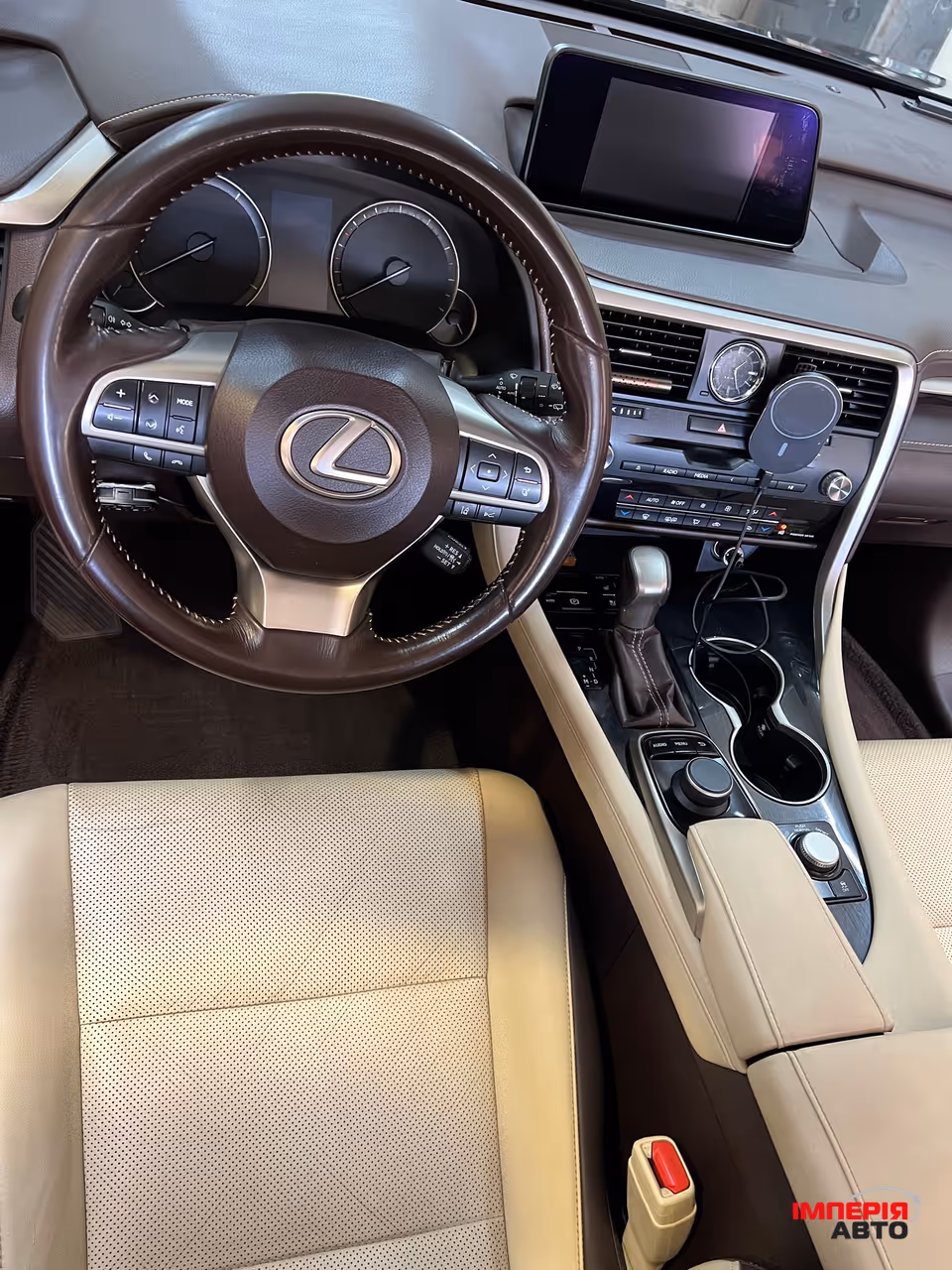 Lexus RX - фото 3