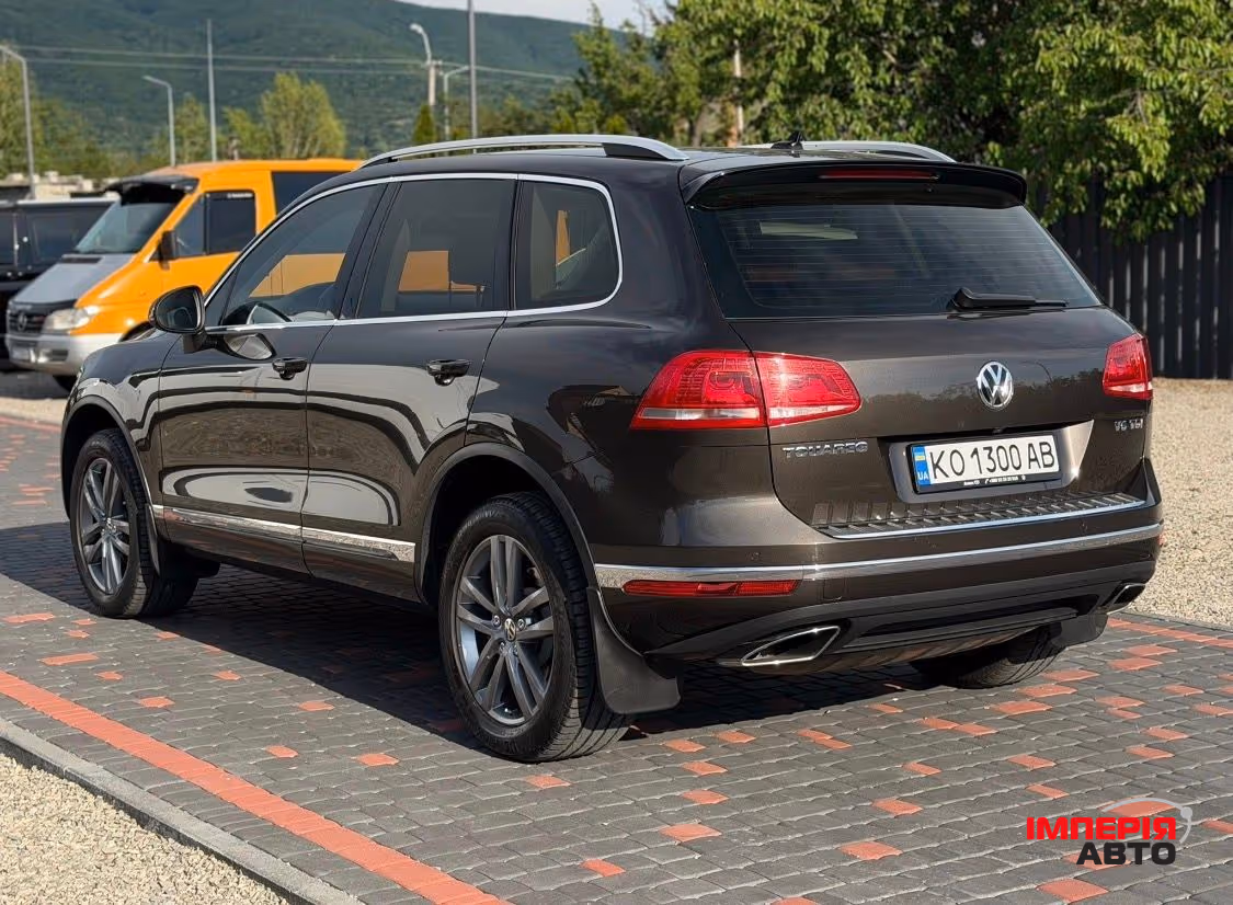 Volkswagen Touareg - фото 9
