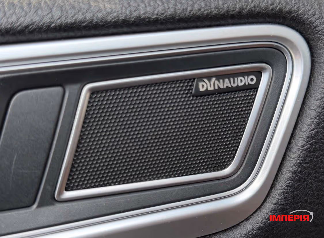 Volkswagen Touareg - фото 17