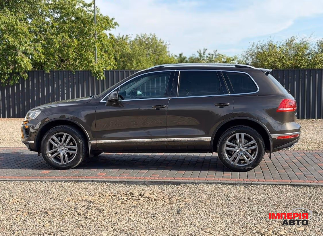 Volkswagen Touareg - фото 10