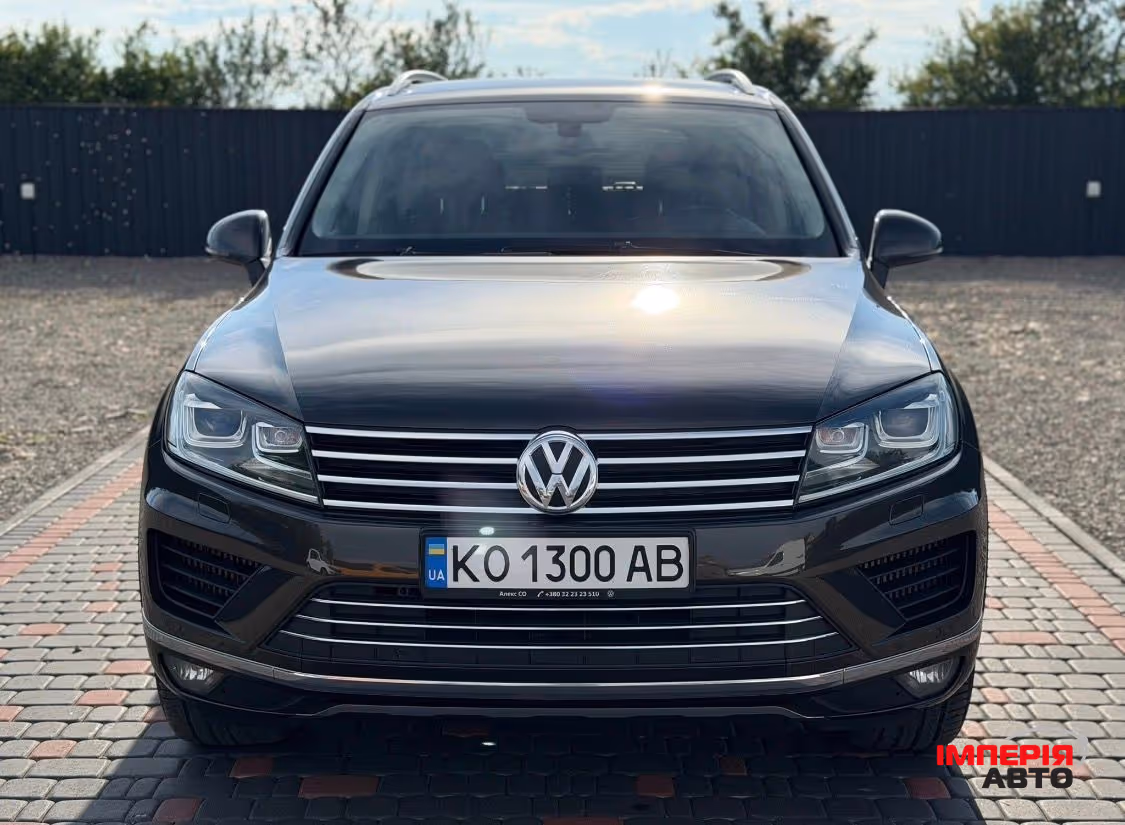 Volkswagen Touareg - фото 4
