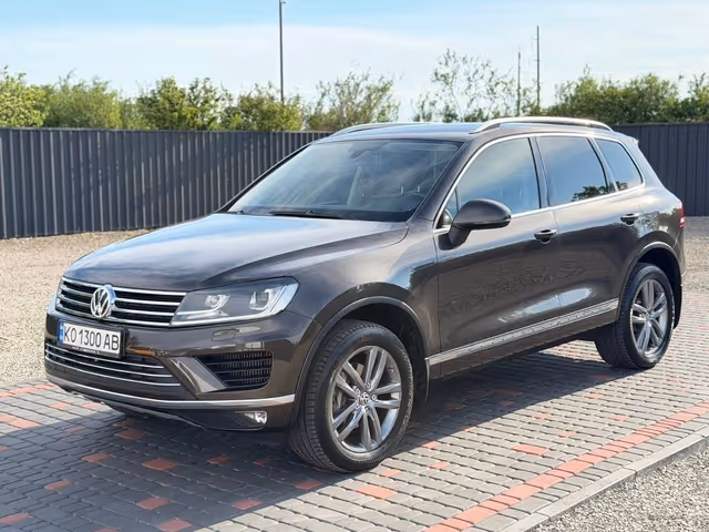 Volkswagen Touareg - фото 3