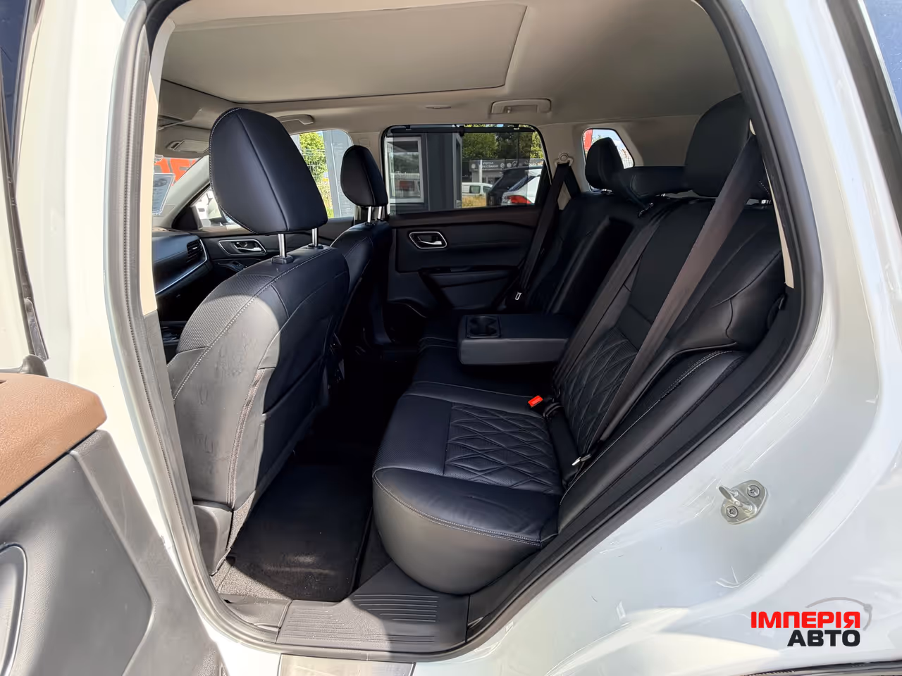 Nissan Rogue - фото 10