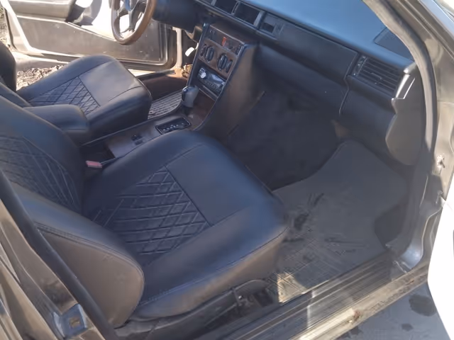 Mercedes-Benz W124 - фото 3