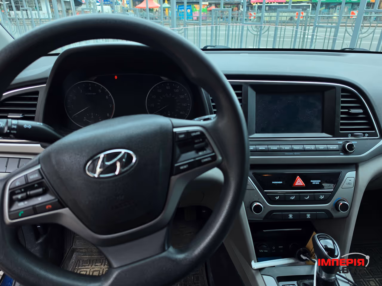 Hyundai Elantra - фото 10