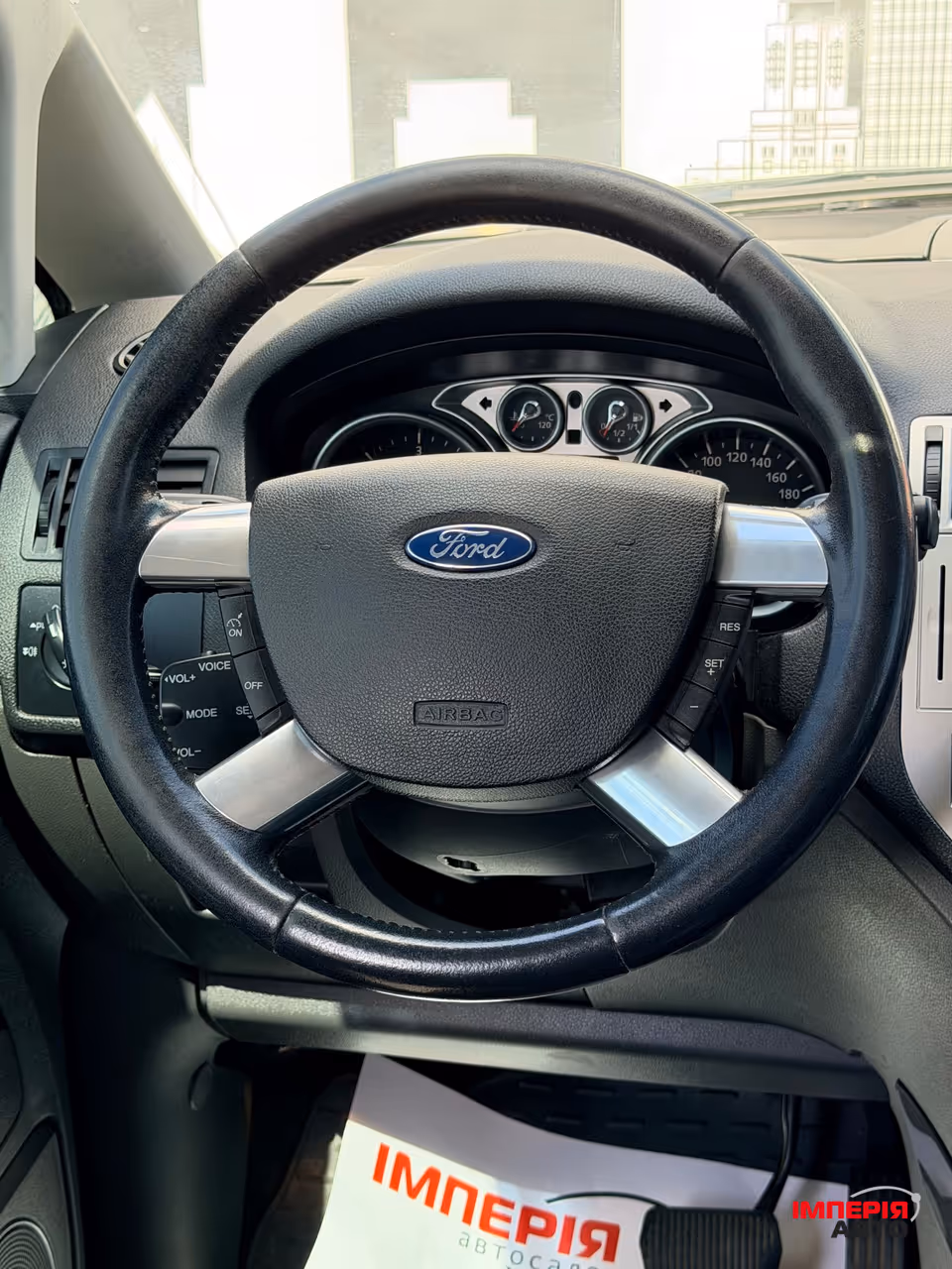 Ford C-MAX - фото 7
