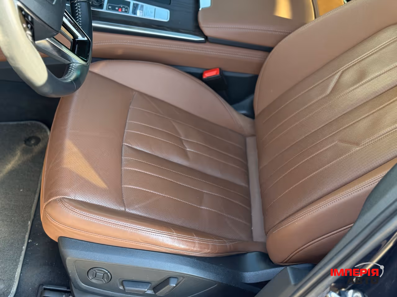 Audi A6 - фото 10