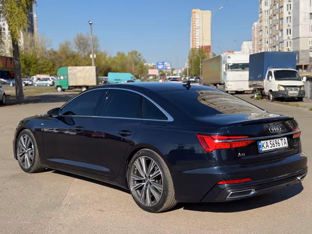 Audi A6 - фото 5