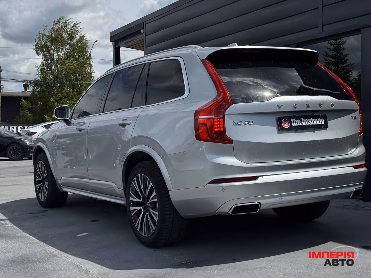 Volvo XC90 - фото 14