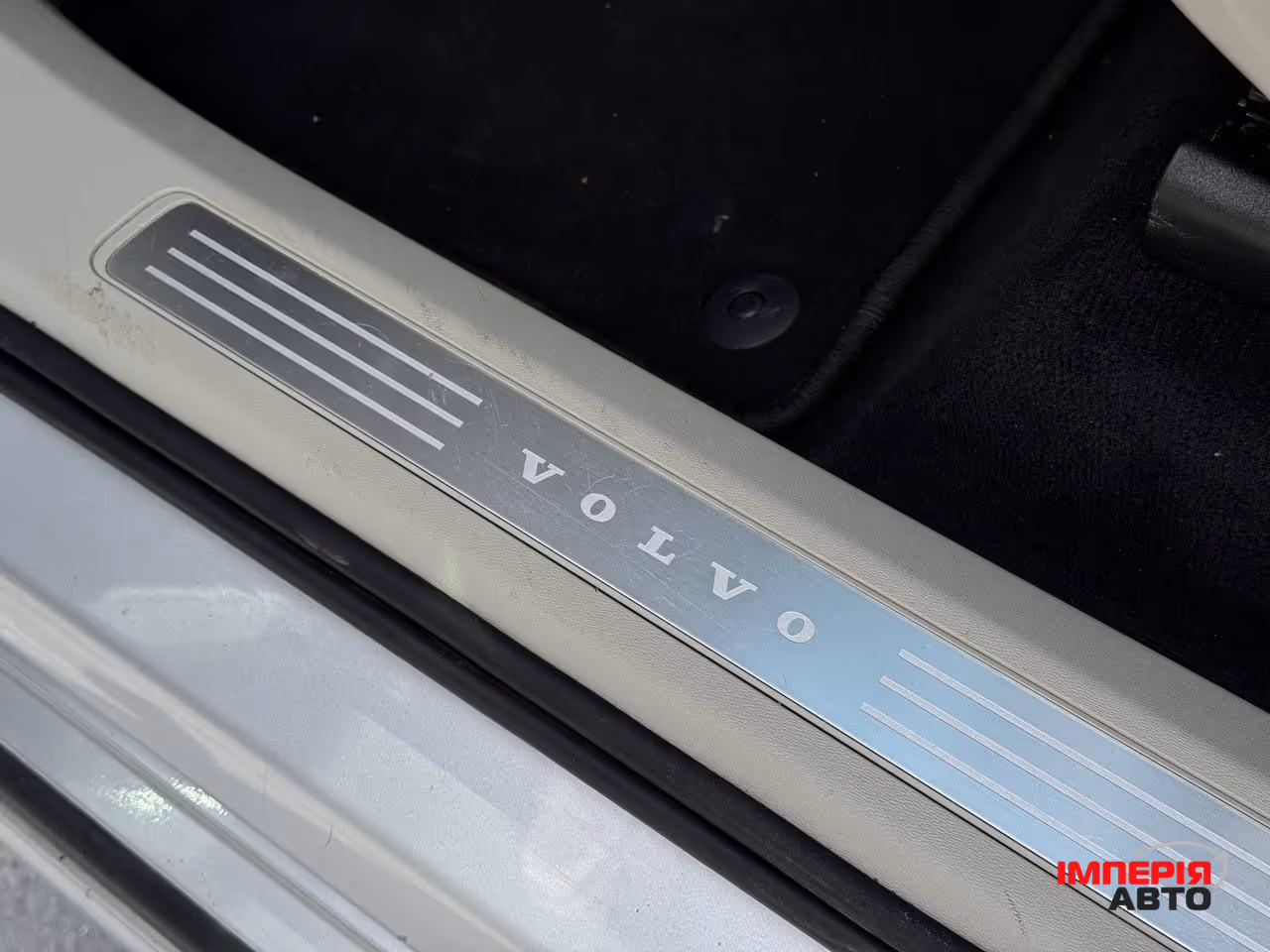 Volvo XC90 - фото 36