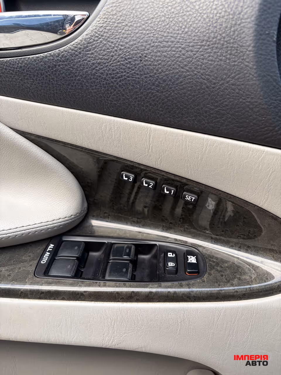 Lexus GS - фото 21