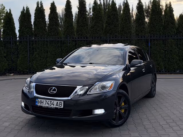 Lexus GS - фото 1