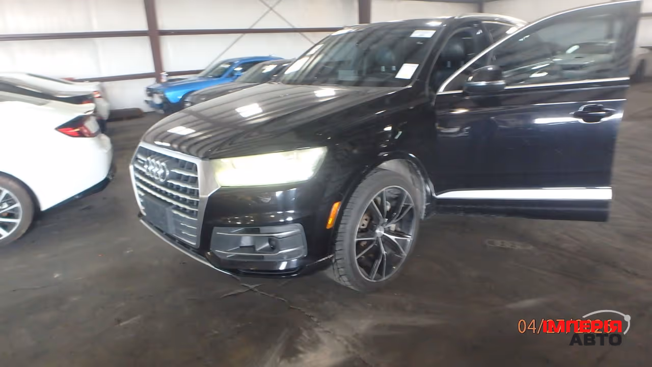 Audi Q7 - фото 18