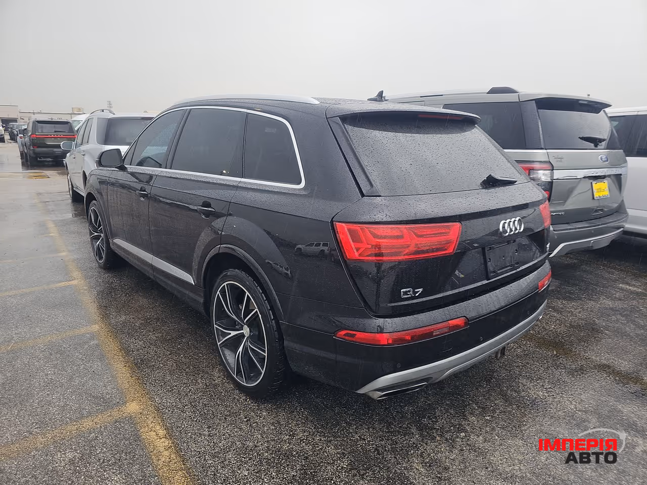 Audi Q7 - фото 3