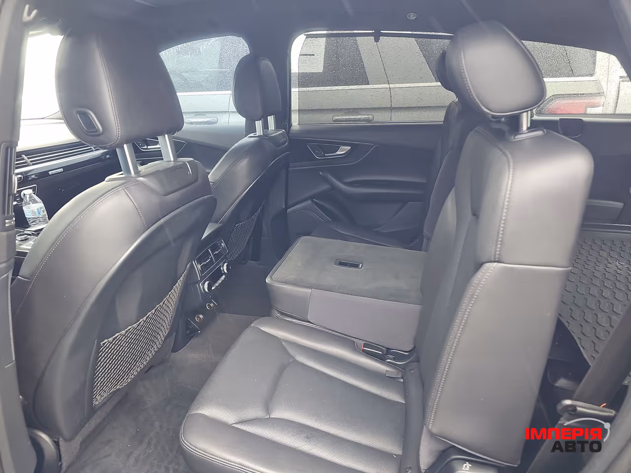 Audi Q7 - фото 7