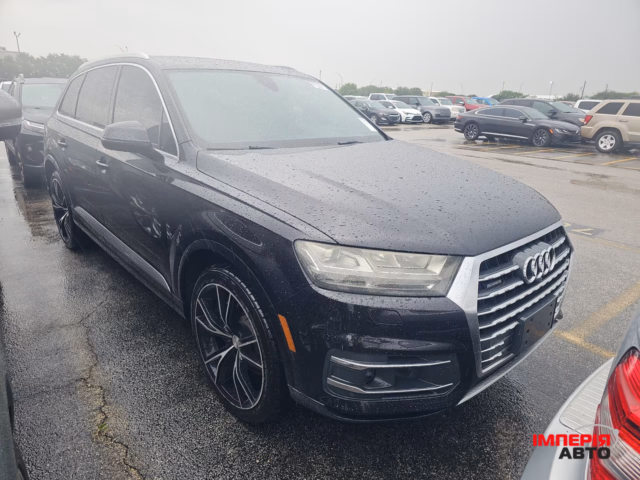 Audi Q7 - фото 1