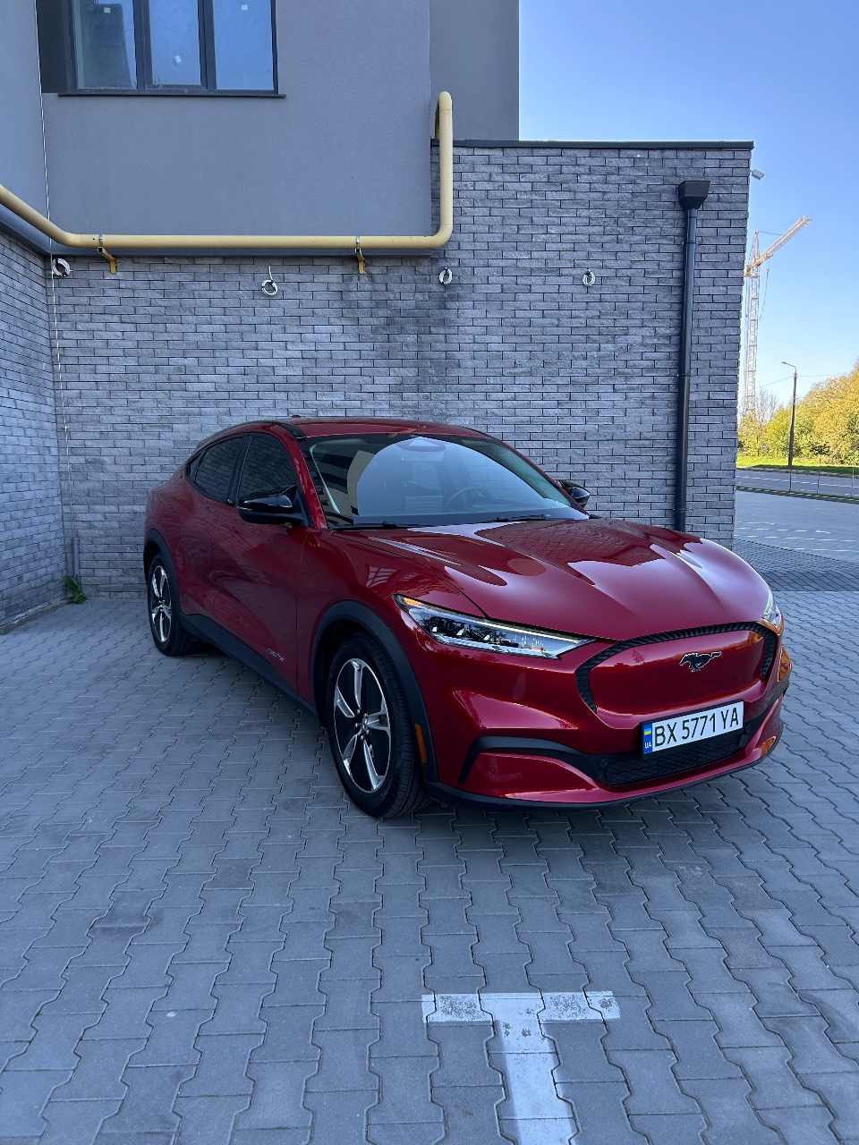 Ford Mustang Mach-E - фото 3