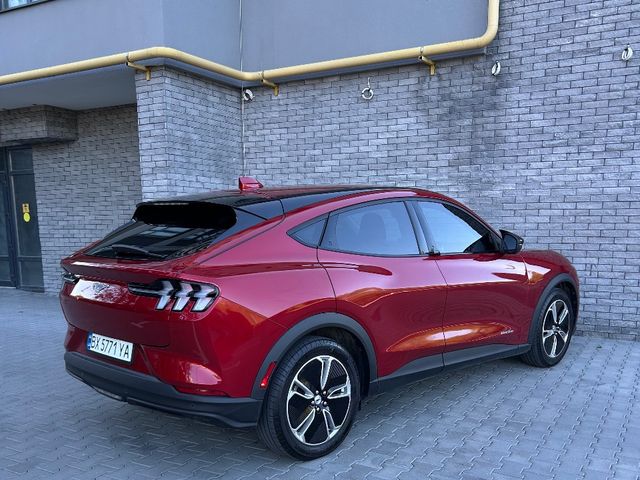 Ford Mustang Mach-E - зображення 4