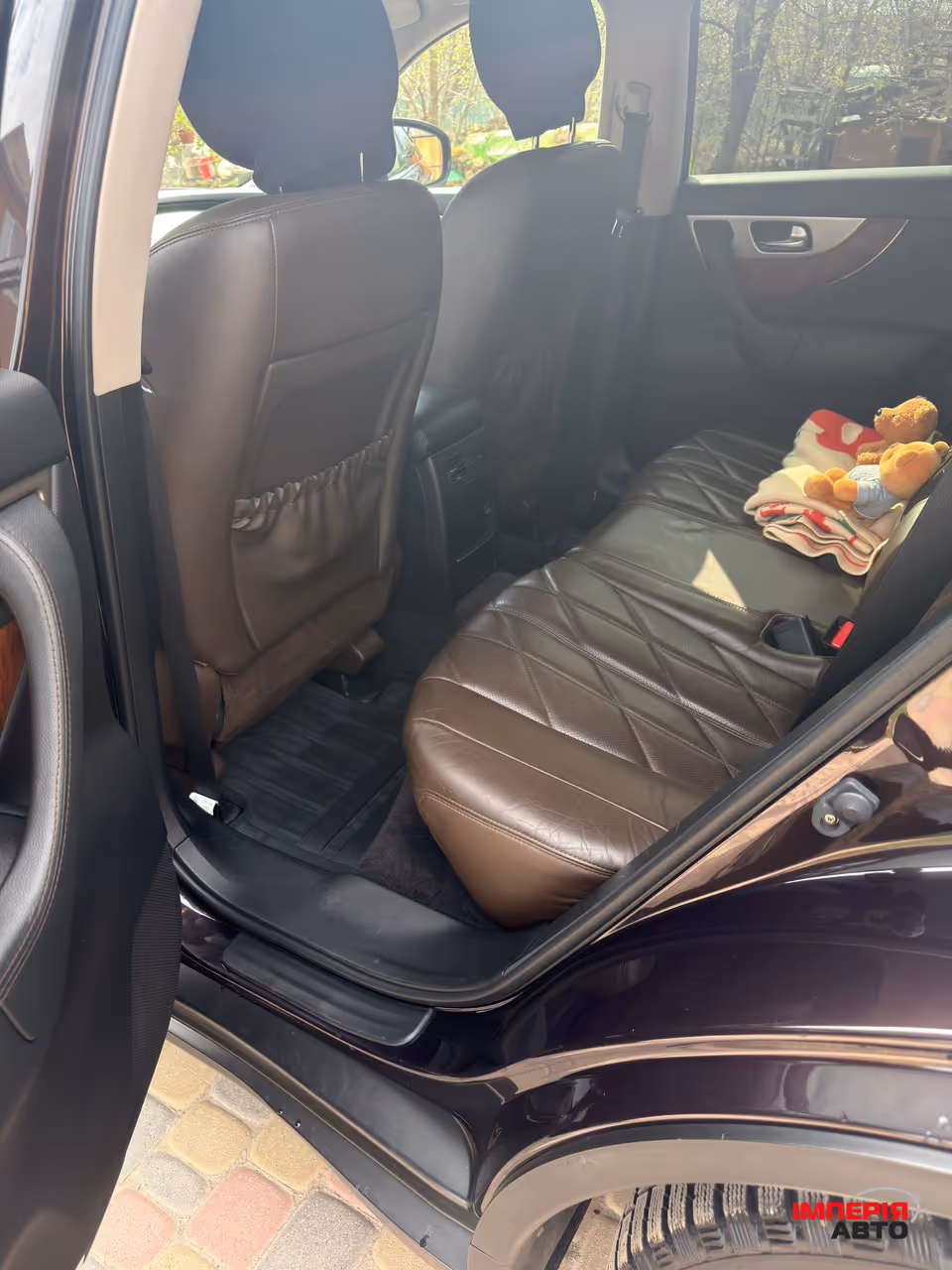 Infiniti QX70 - фото 8