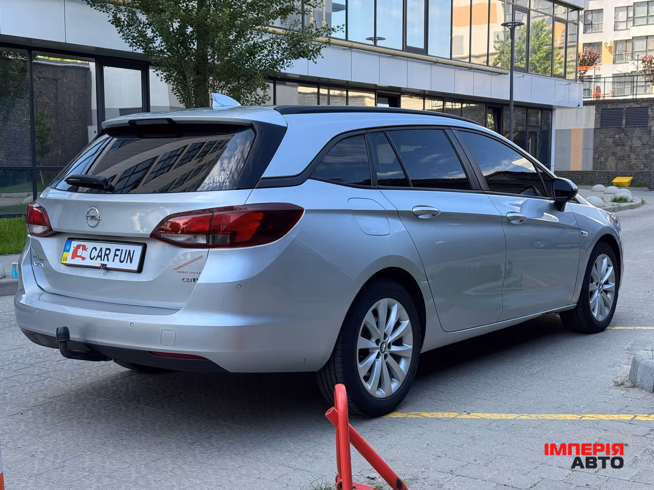 Opel Astra - фото 4