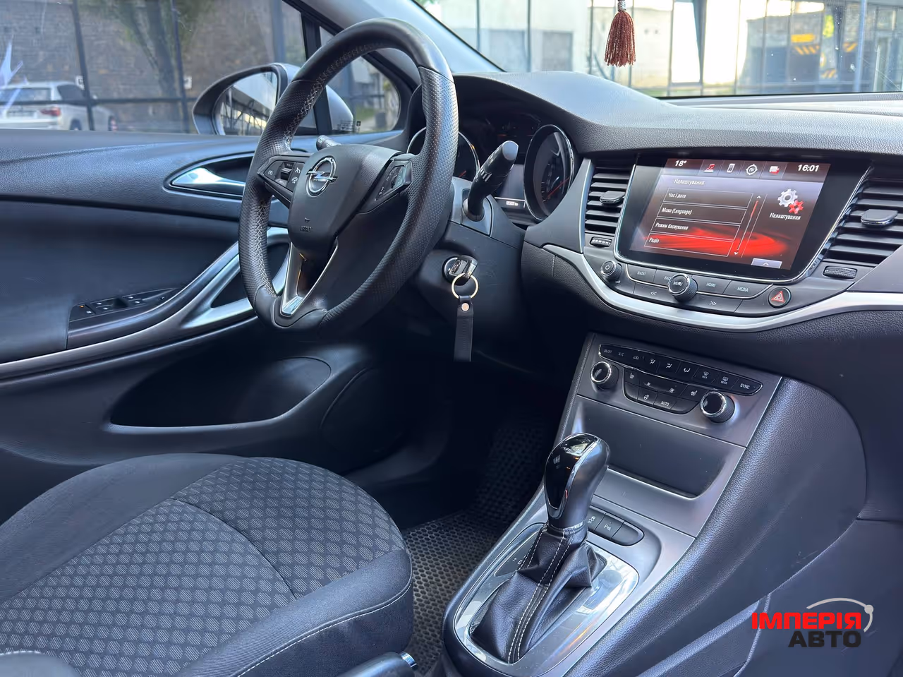 Opel Astra - фото 18