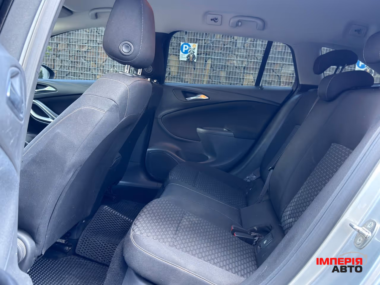 Opel Astra - фото 16