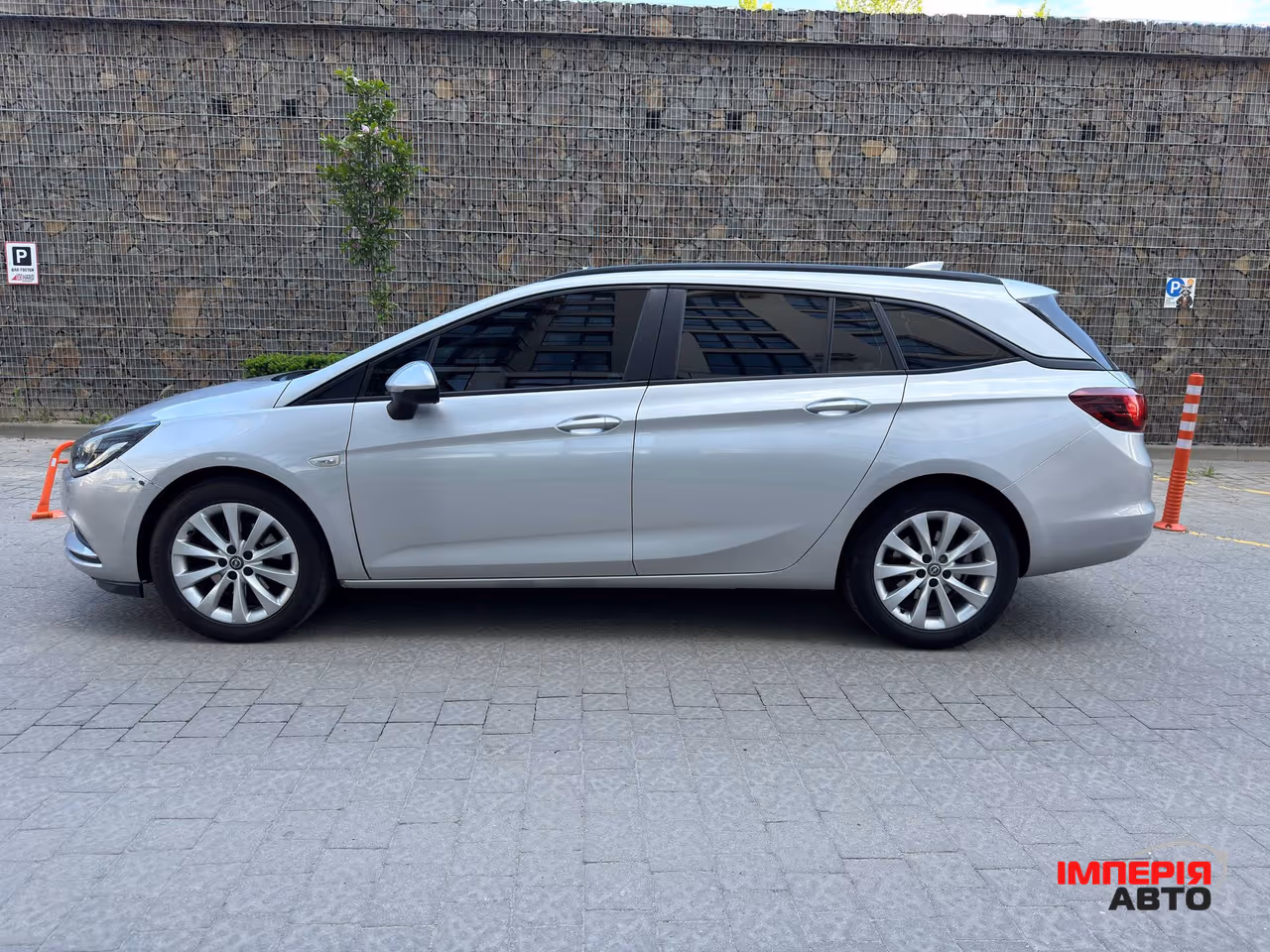 Opel Astra - фото 7