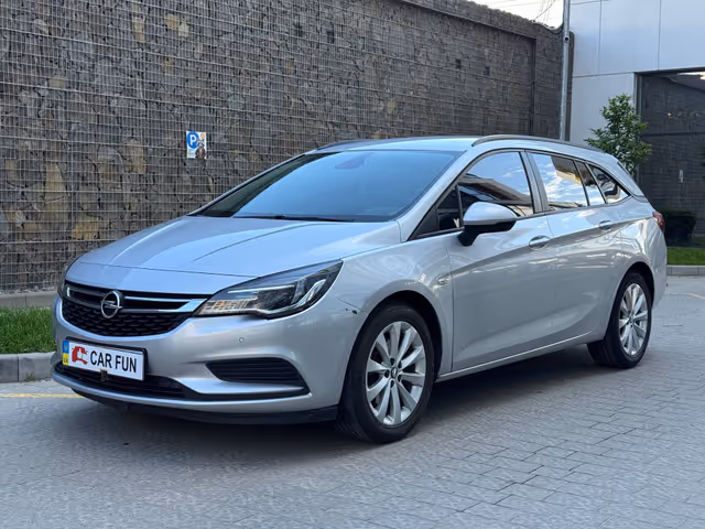 Opel Astra - фото 1