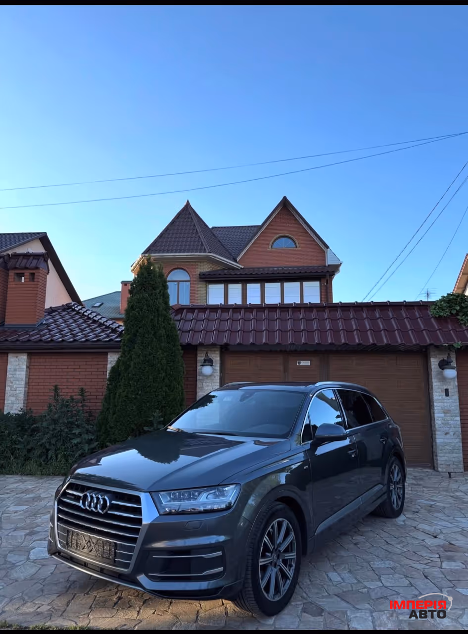 Audi Q7 - фото 2