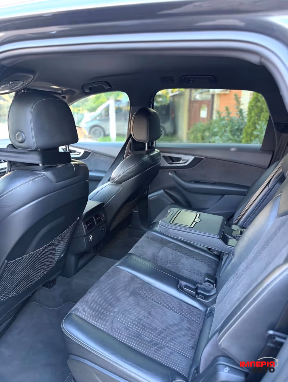 Audi Q7 - фото 9