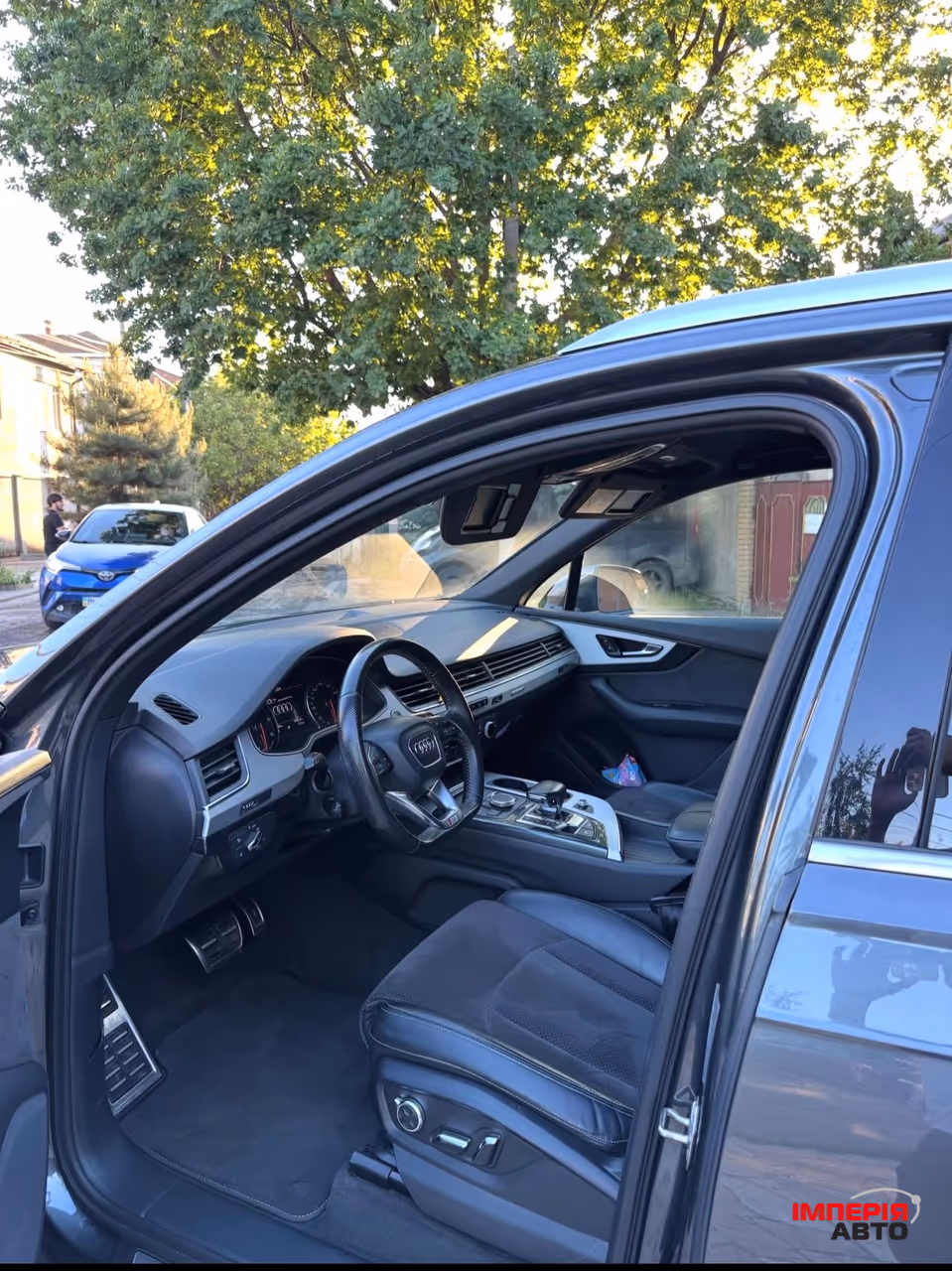 Audi Q7 - фото 7