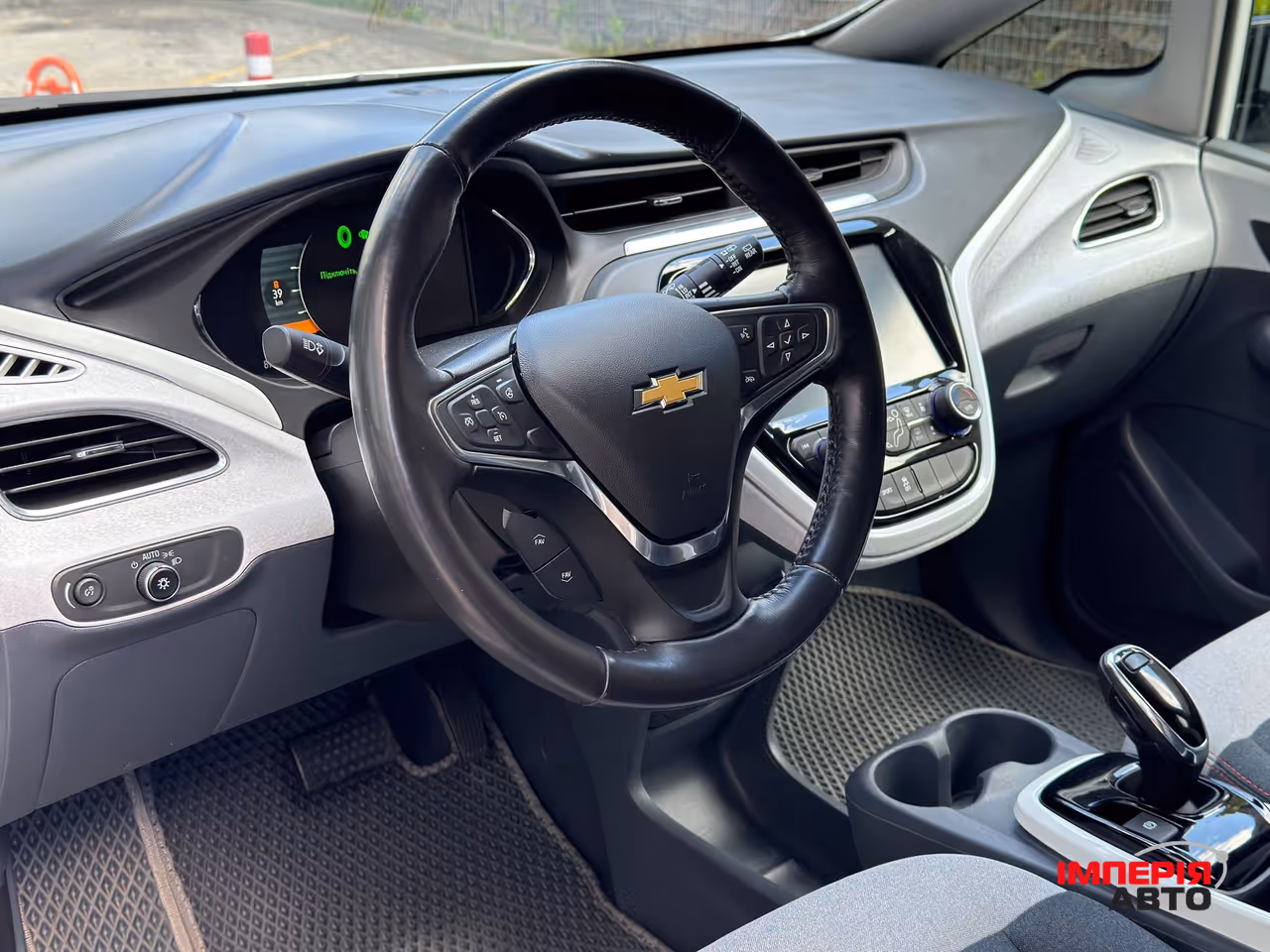 Chevrolet Bolt - фото 9