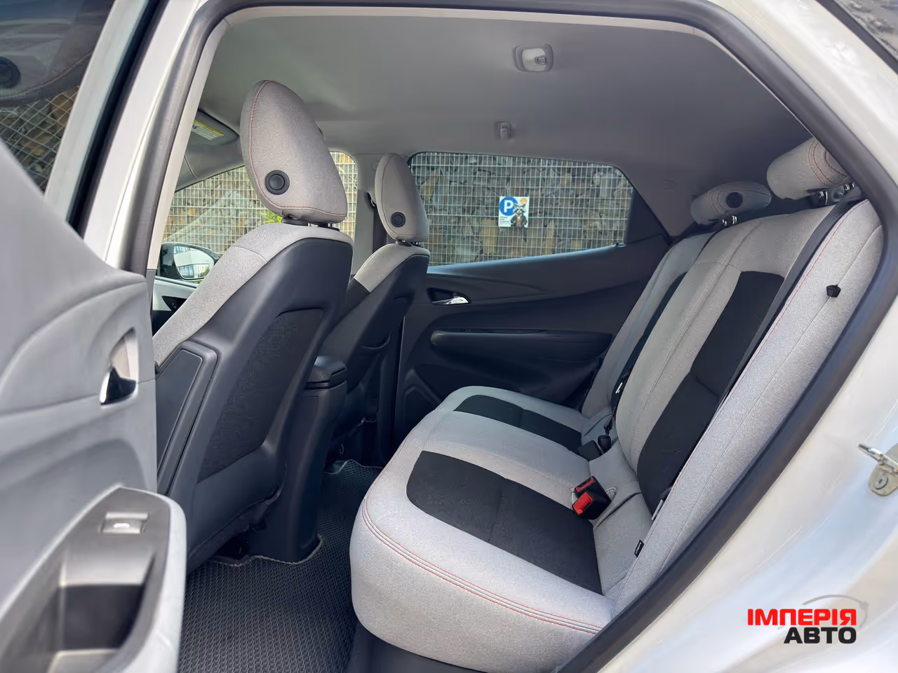 Chevrolet Bolt - фото 15