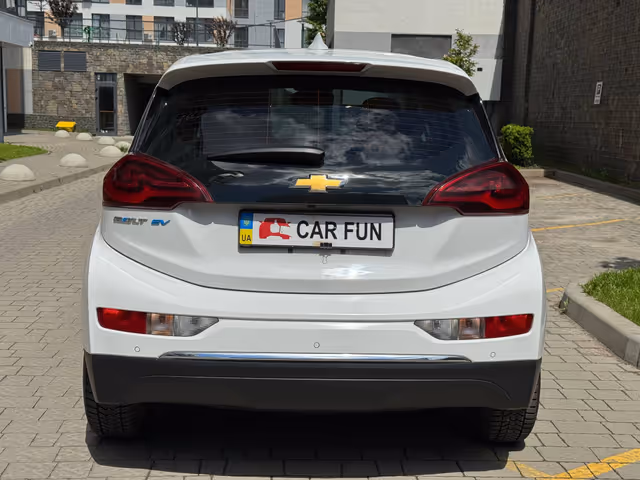 Chevrolet Bolt - фото 5