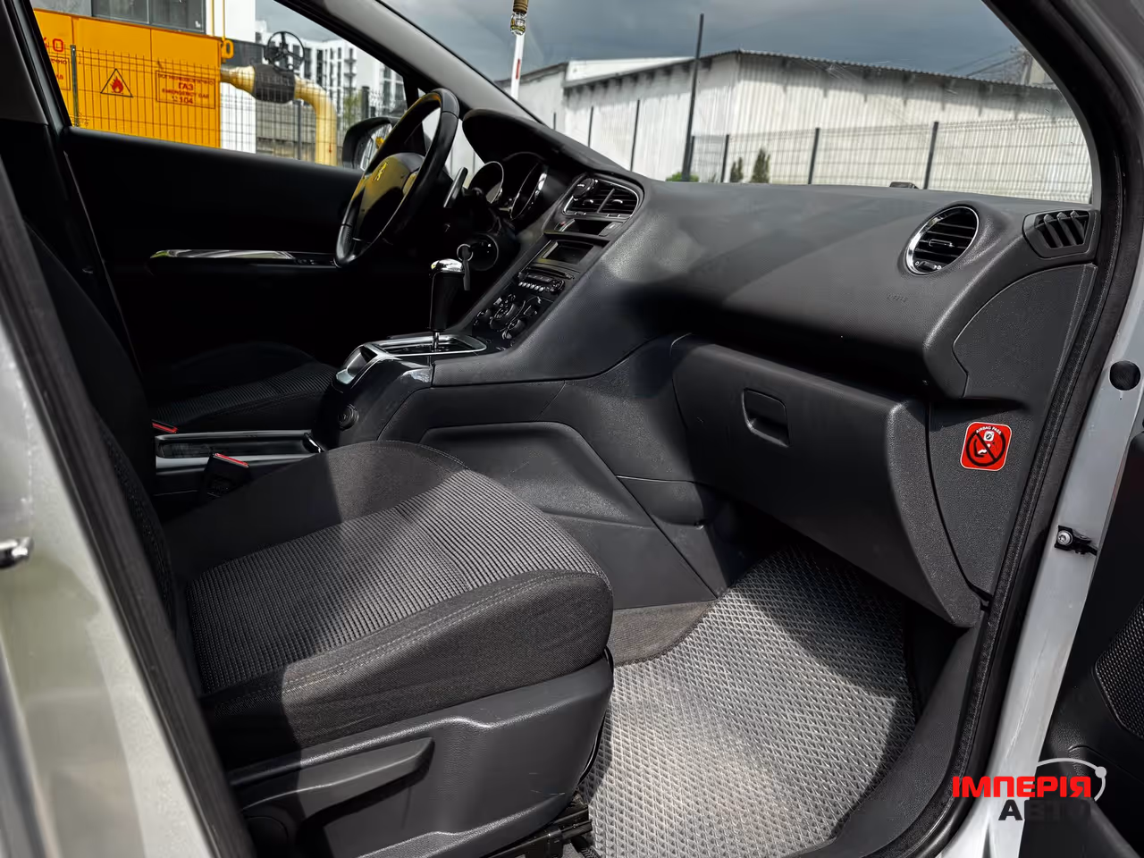 Peugeot 5008 - фото 17