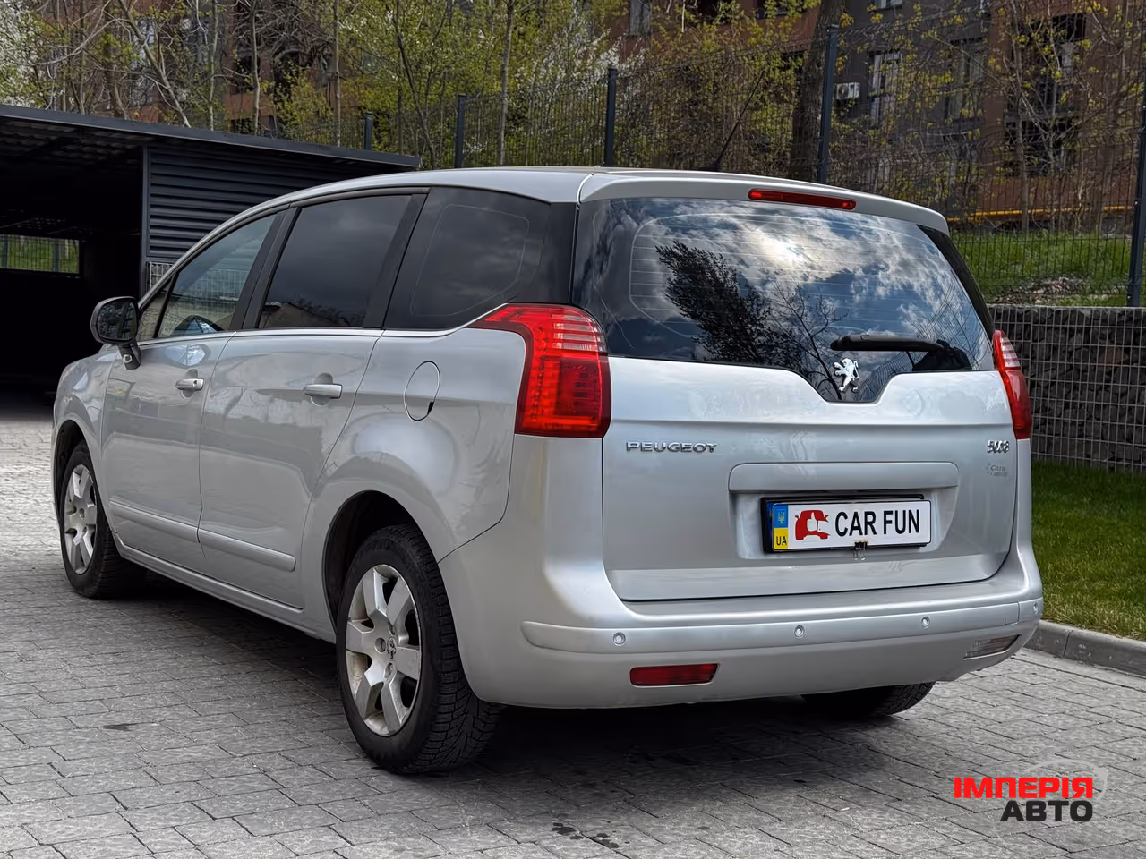 Peugeot 5008 - фото 5