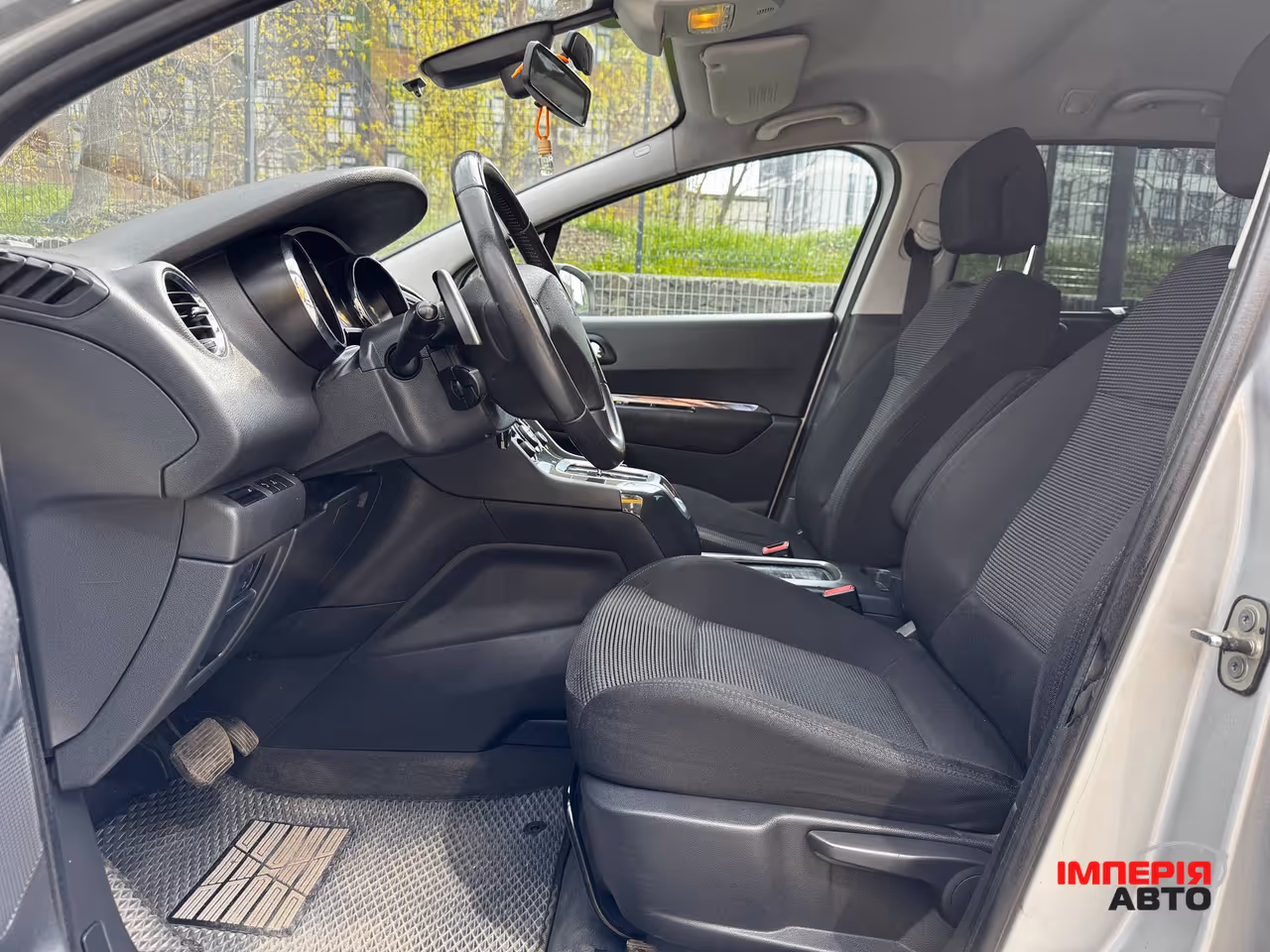 Peugeot 5008 - фото 13