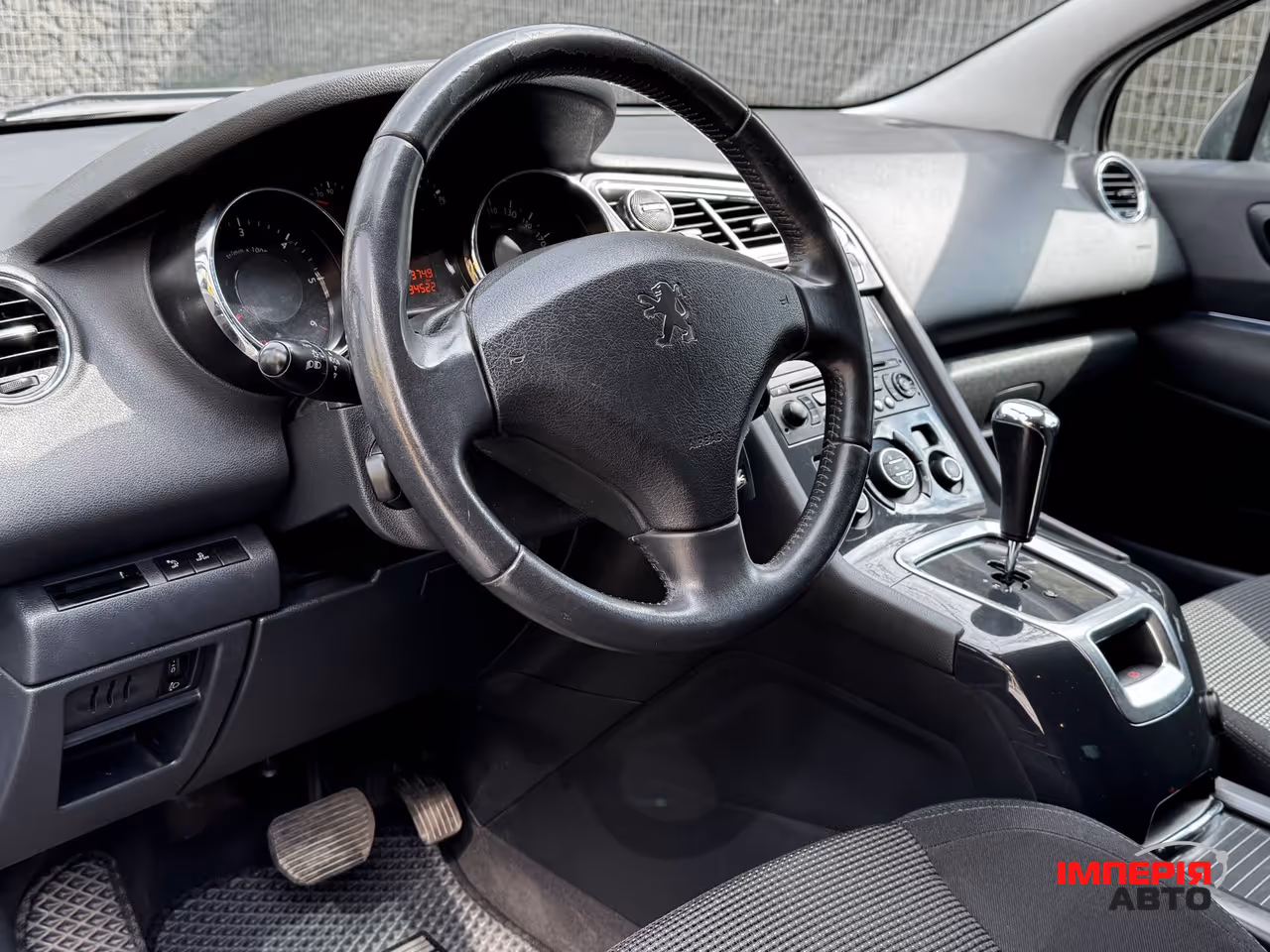 Peugeot 5008 - фото 9
