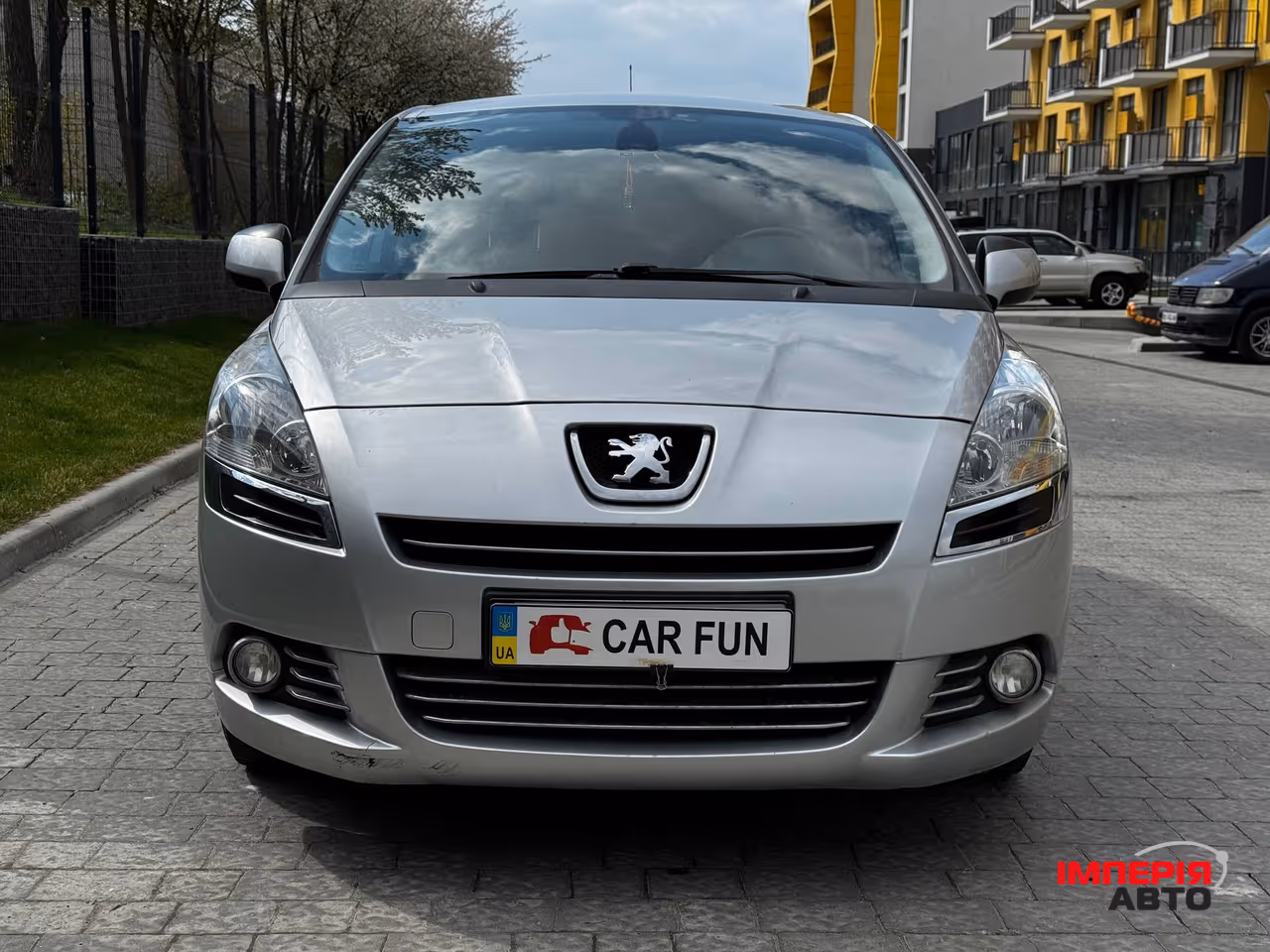 Peugeot 5008 - фото 2
