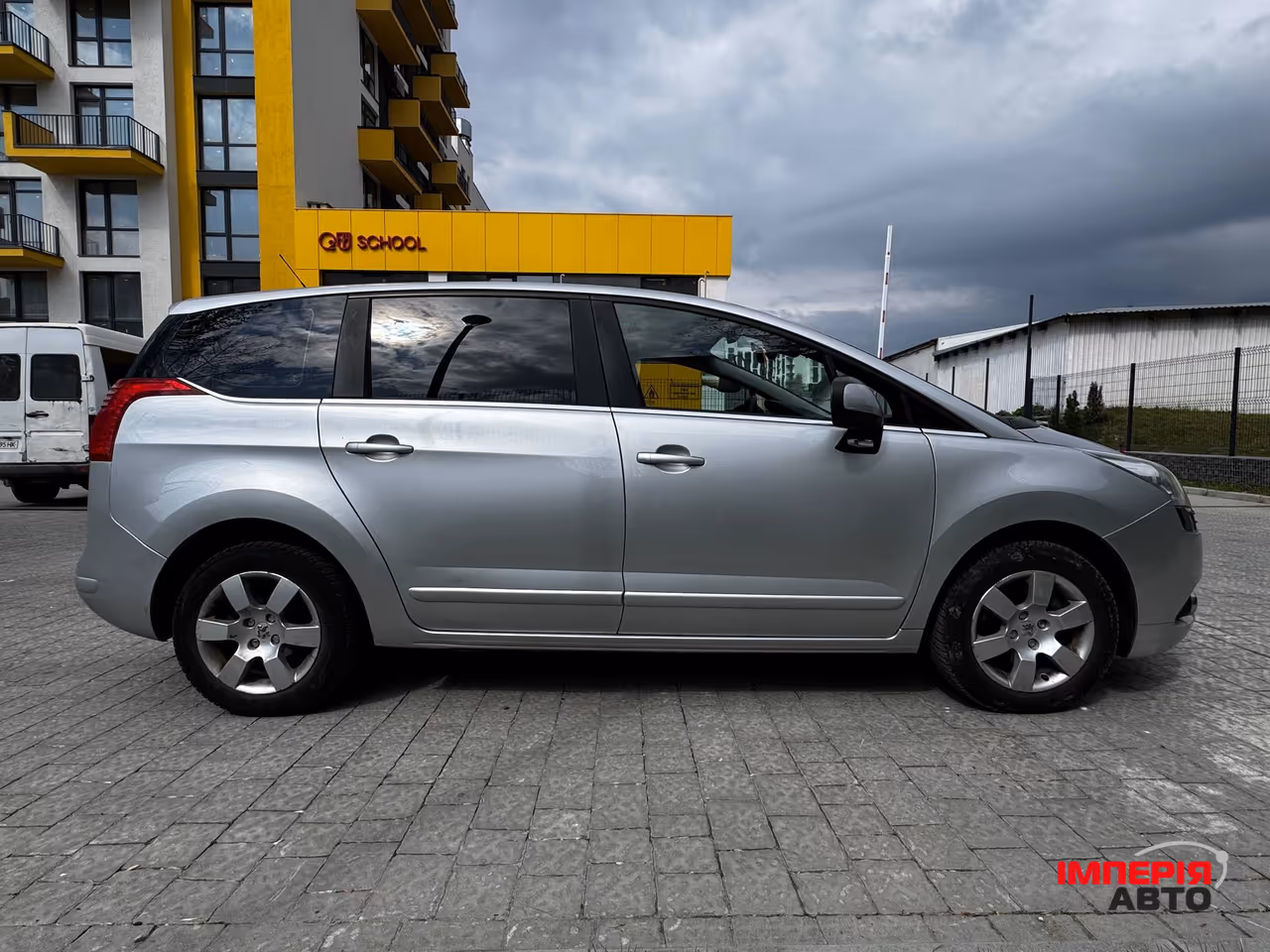 Peugeot 5008 - фото 7
