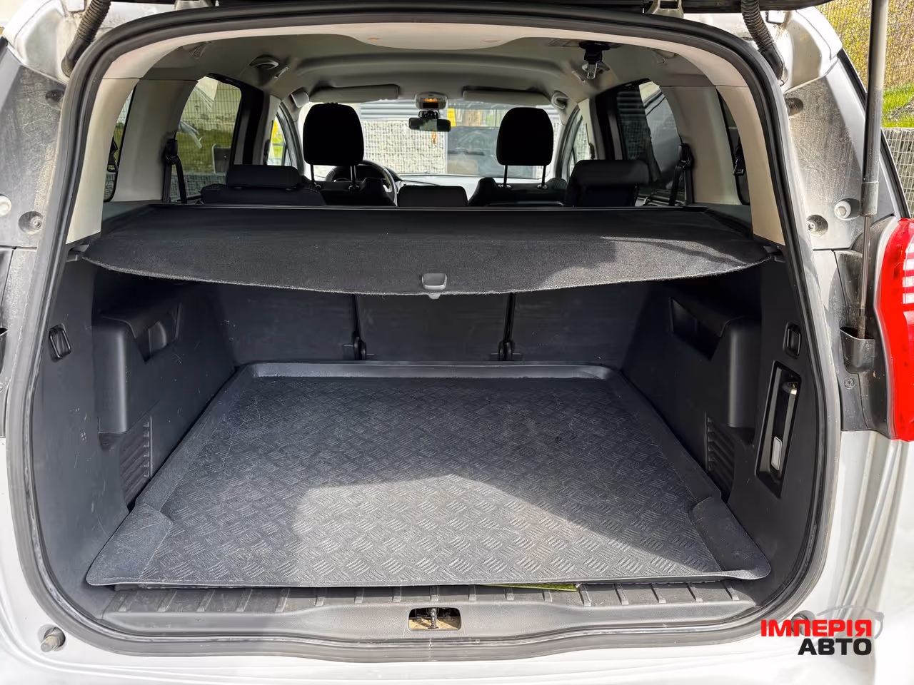 Peugeot 5008 - фото 15