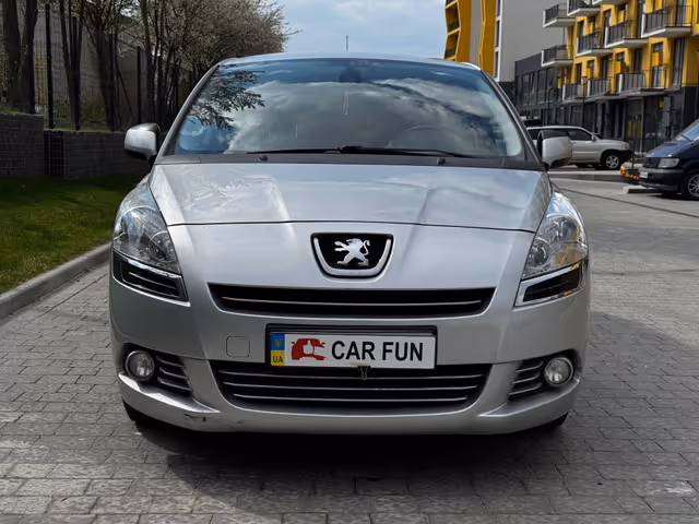 Peugeot 5008 - фото 2