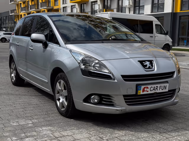 Peugeot 5008 - фото 3